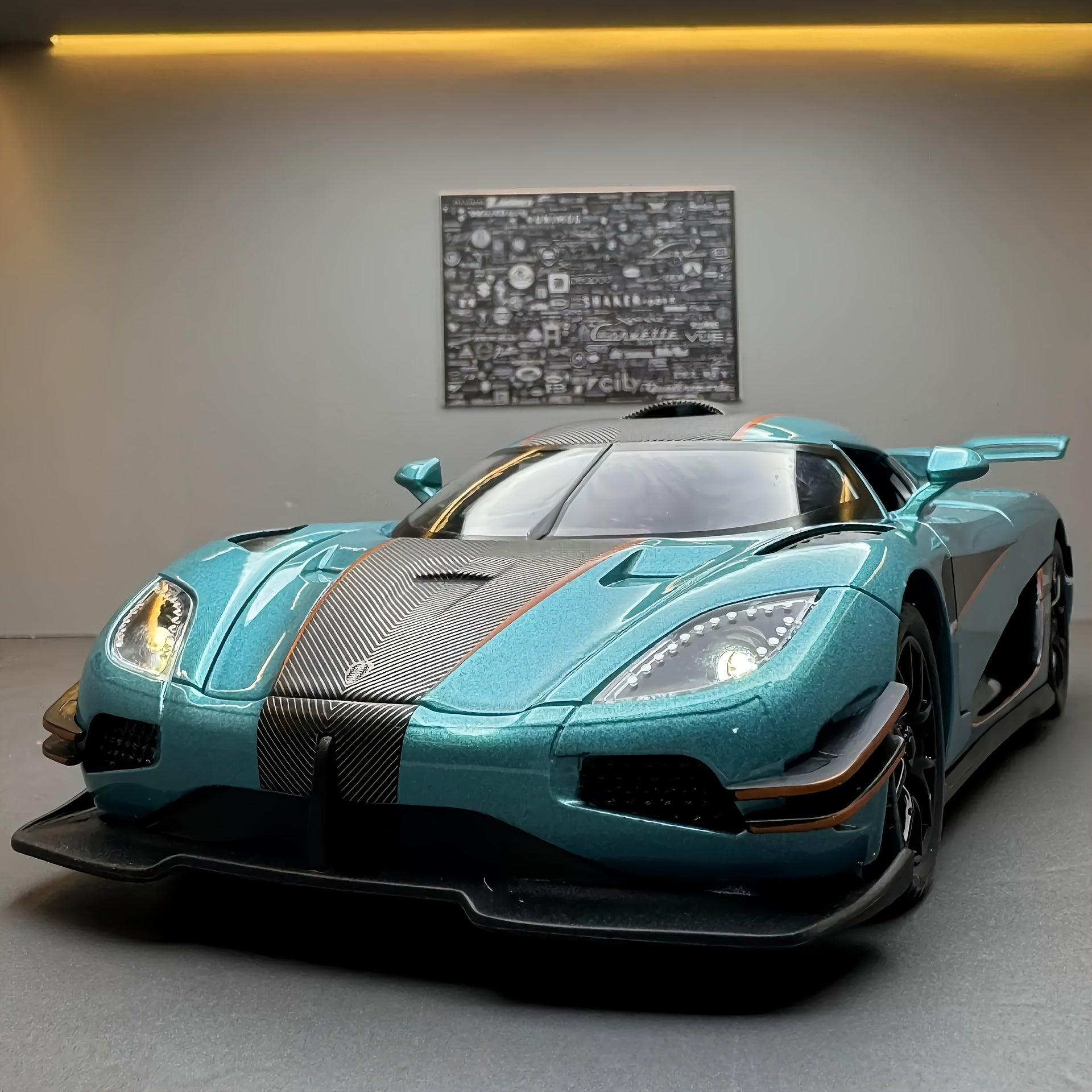 🏎️ Koenigsegg 1:24 – La Leyenda Sueca en Miniatura | Detalle y Velocidad en tus Manos