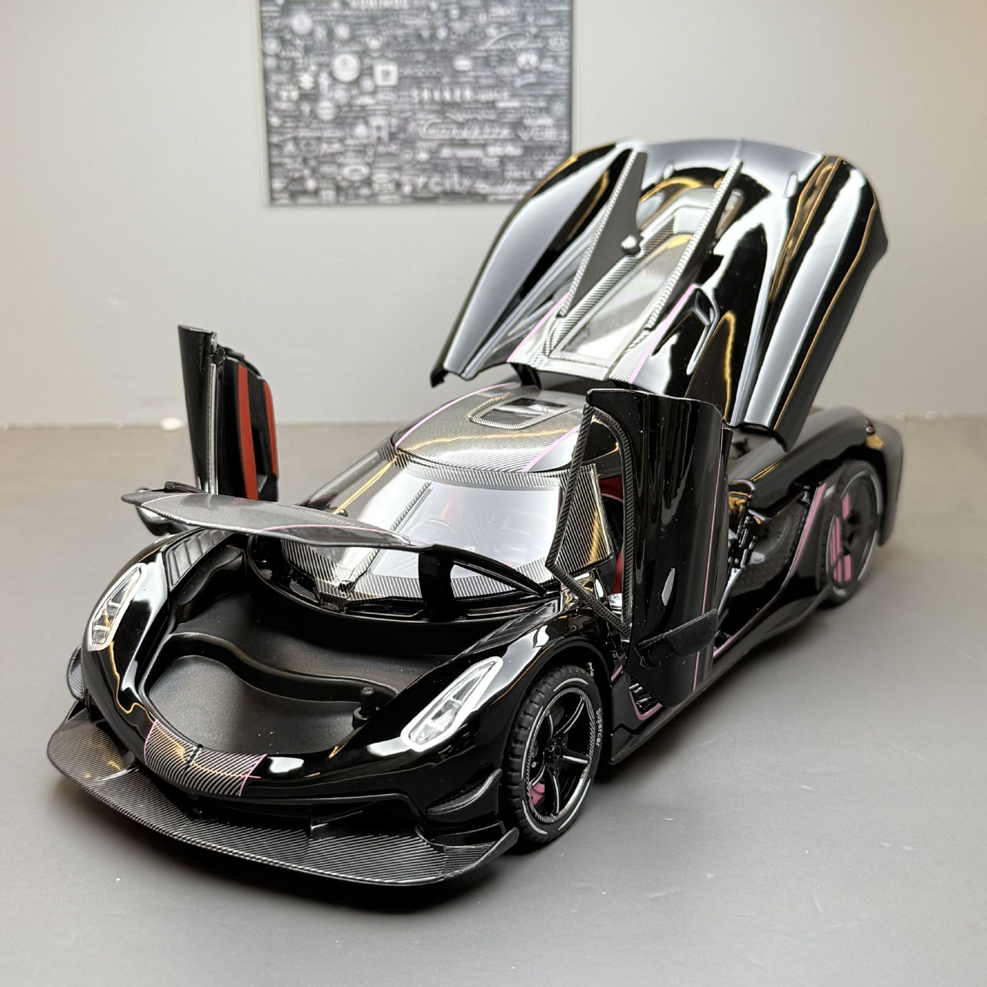 Modelo de Coche a Escala 1:24: Colección Premium en Aleación Metálica